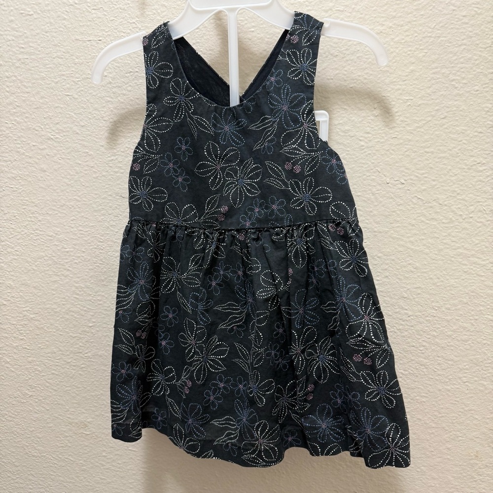 Toddler Girl Carter's 2-Piece Floral Tank
& Short Set-4/4A black print NWOT